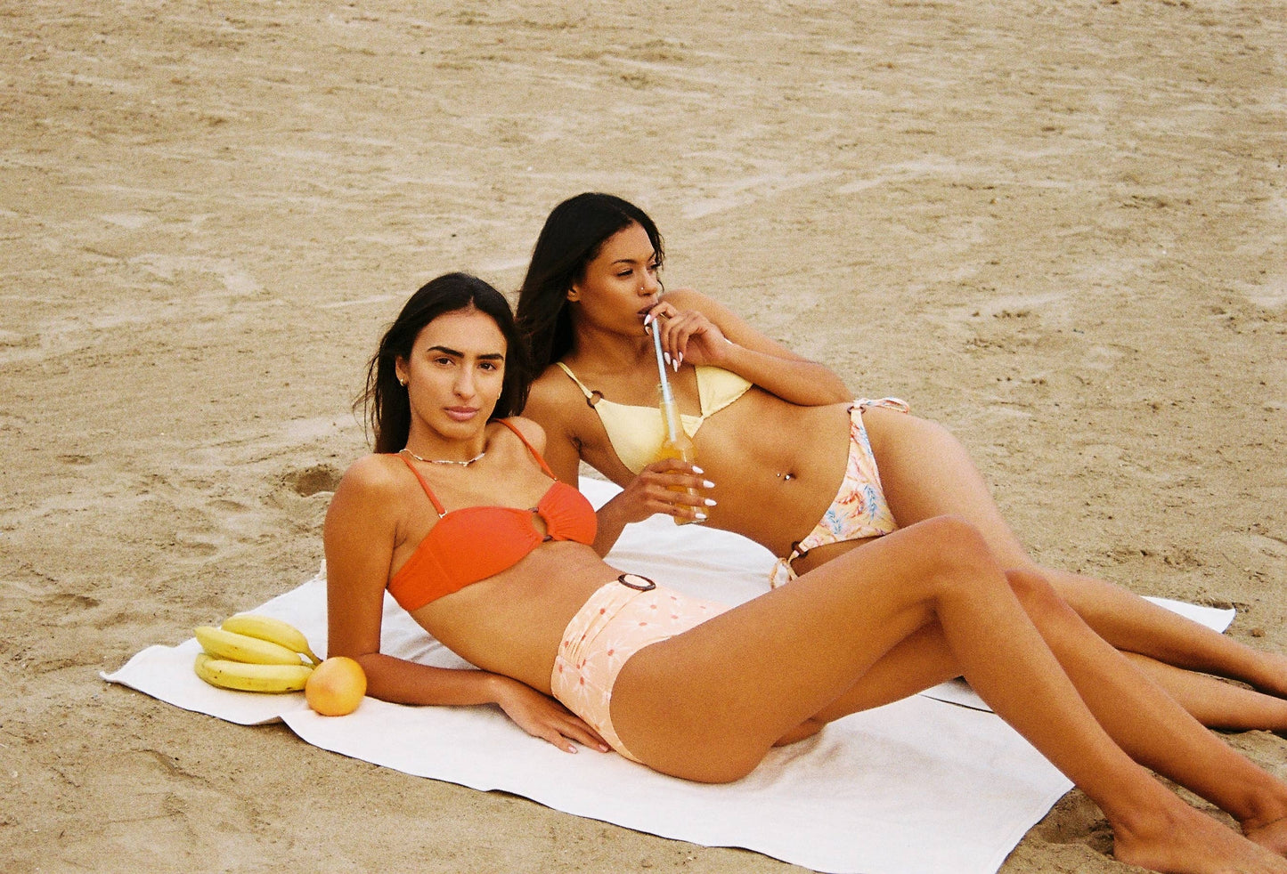 Chlamys Varia -Ribbed Bandeau Bikini Top- Red Crimson